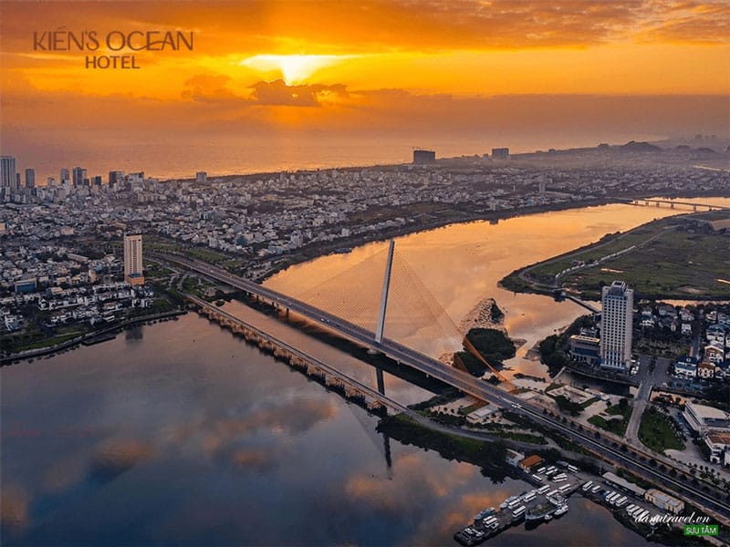 Có nên đi đu lịch đà nẵng tháng 11