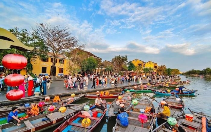 Du lịch đà nẵng tháng 12