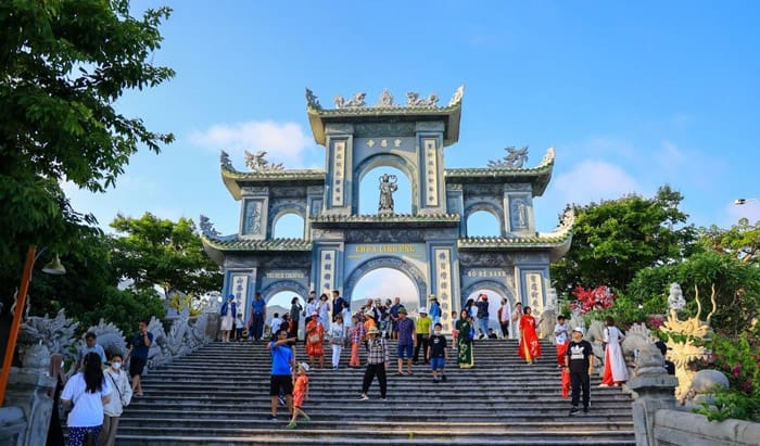 những ngôi chùa linh thiêng ở đà nẵng