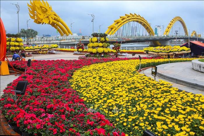 Tết dương lịch tại cầu rồng