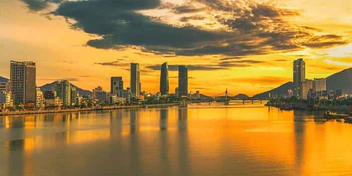 Ngắm hoàng hôn Đà Nẵng