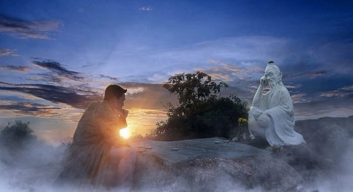 Ngắm hoàng hôn tại đỉnh Bàn Cờ