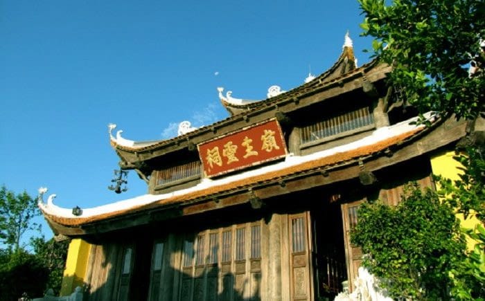 Đền lĩnh chúa linh từ đà nẵng