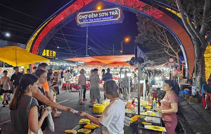 Chợ đêm Sơn Trà Đà Nẵng