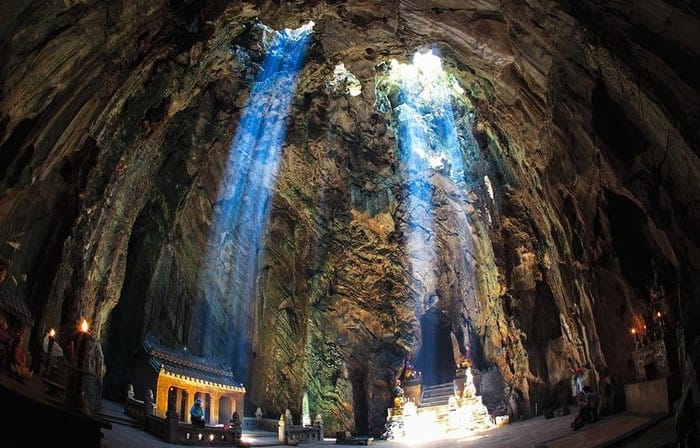 Động âm phủ núi ngũ hành sơn đà nẵng