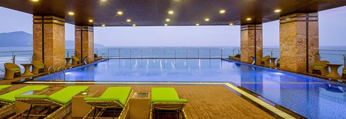 khách sạn gần biển mỹ khê giá rẻ